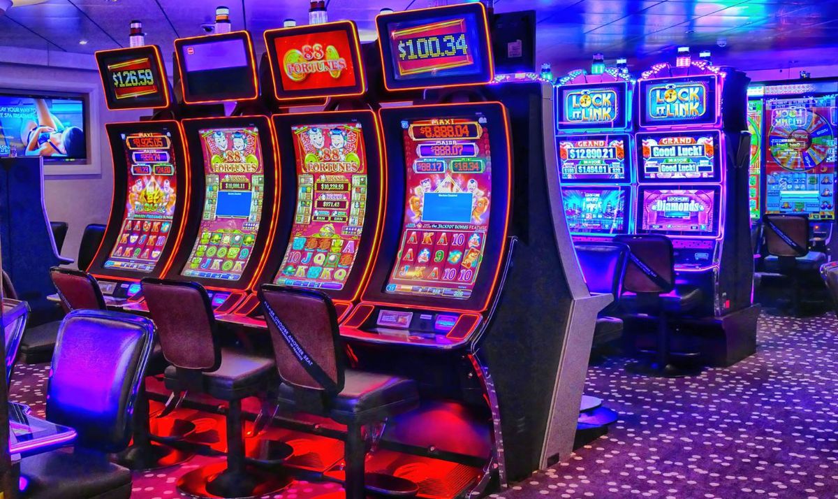 Unveiling the Allure of JACKPOT Slot Games: Where Fortune Meets Fun