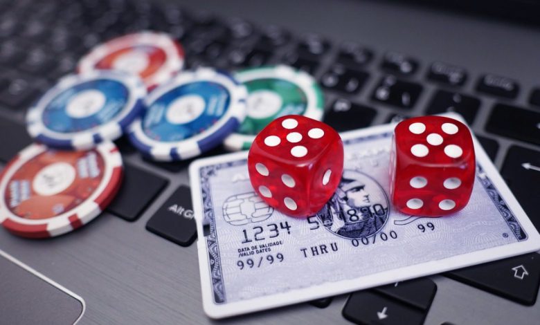 Inside the Psyche of Online Gambling Aficionados: Exploring the Thrills and Perils