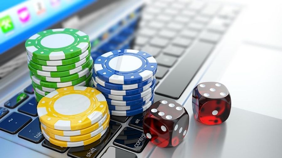 The Evolution of Social Dynamics in Online Casinos: Redefining Community and Interaction