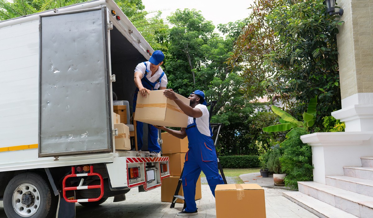 The Ultimate Guide to Choosing the Right Moving Service