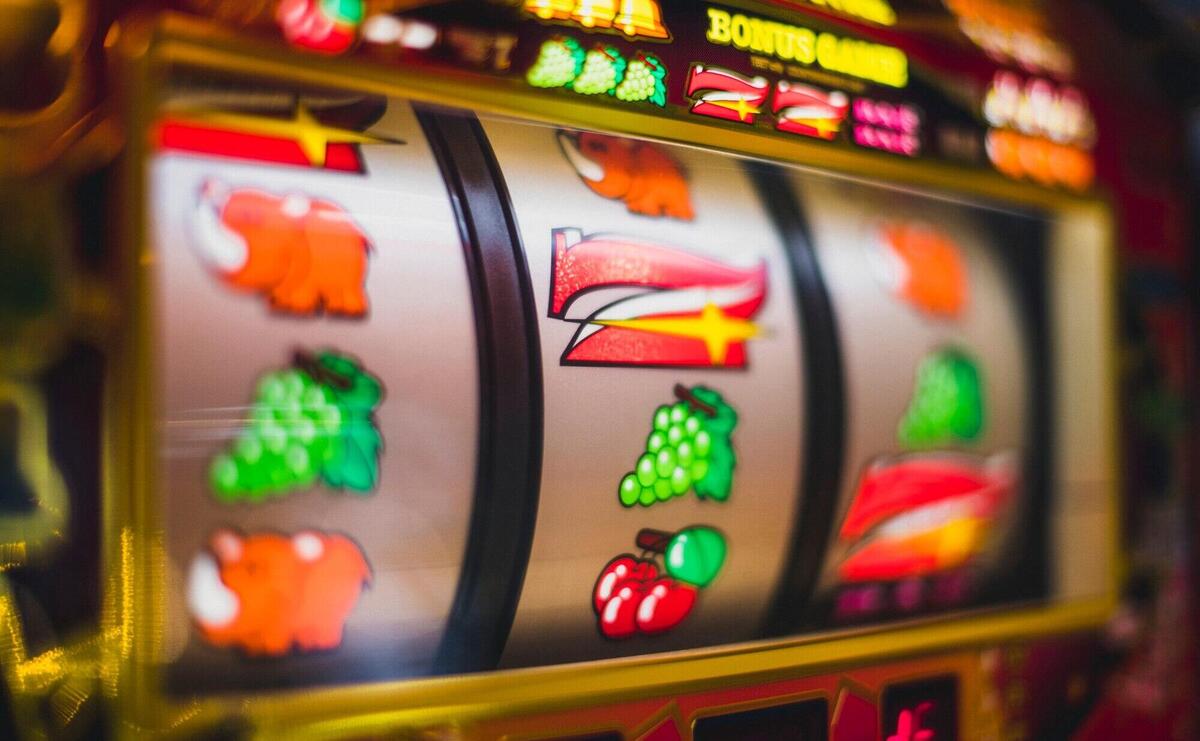 Online Slot Gambling: The Exciting World of Digital Reels and Spins