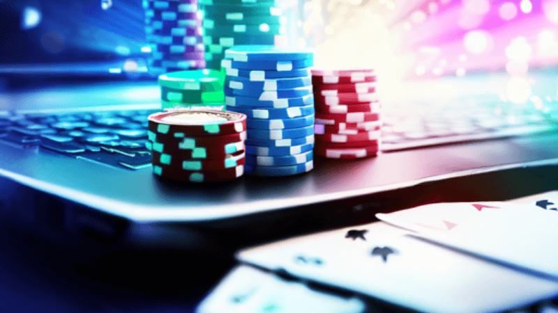 Exploring the World of Online Casinos: Risks, Rewards, and Regulations